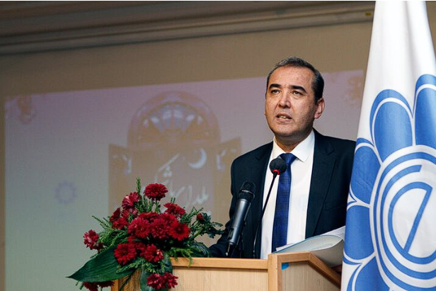 مردم از کوهستان‌ها به شهر می‌آمدند تا «مثنوی معنوی» فارسی بخرند